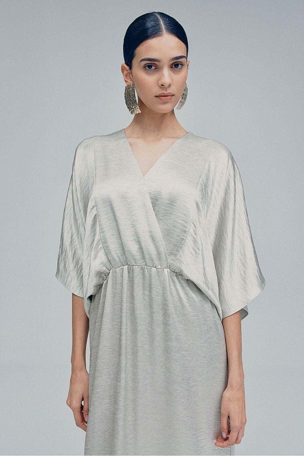 H&M-فستان قفطان بخصر 1