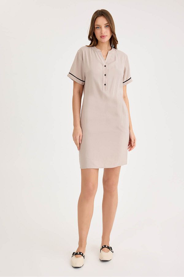 Vitrin-Judge Collar Buttoned Short Sleeve Pocket Dress 1
