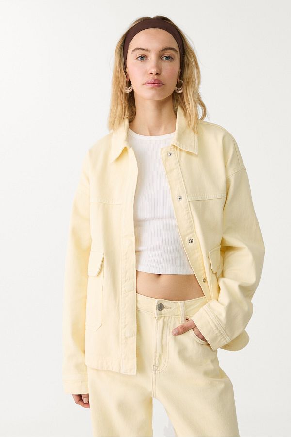 Stradivarius-قميص خارجي من قماش التويل مع جيوب 1