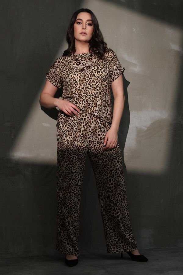 Metpoint-Trend42Plus Large Size Elastic Waist Leopard Patterned Trousers 1
