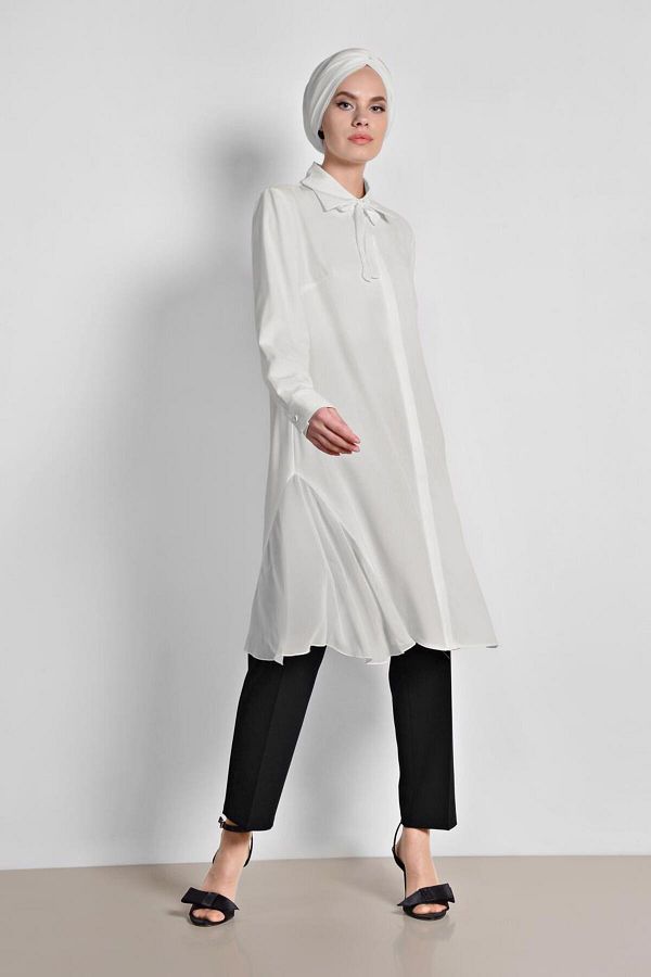 Alvina-4060 Model Tunic with Lace and Hidden Buttons 1