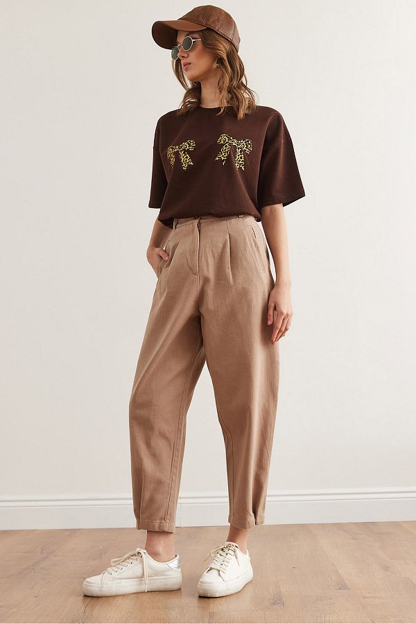 Olalook-Dámské kalhoty Camel Leg Detailní měkké texturované kalhoty Gabardine Carrot PNT- 19000319 1