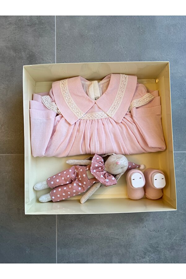 Nipperland 6/36 Ay Bebek Hediyesi | 4 Parça İsimli ve Kutulu Bebek Hediyesi (Satıcıya Sor Kıs İsim Yazınız)