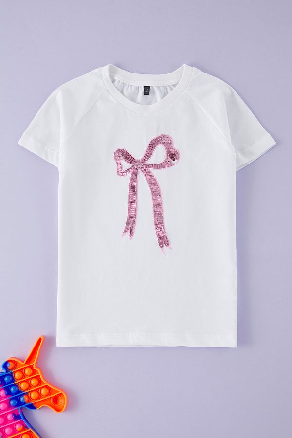 TRENDYOLKIDS-تي شيرت محبوك بأكمام قصيرة مطبوع عليه شريط قطن 100% للفتيات باللون الأبيض TKDSS25TS00093 1