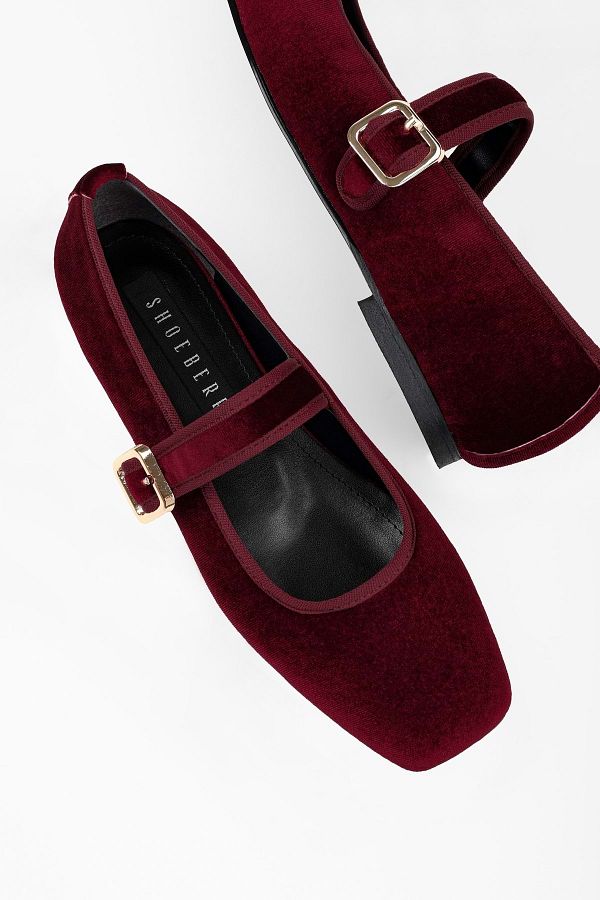 Shoeberry-حذاء باليه نسائي من Bobbi Burgundy Velvet Blunt Toe 1