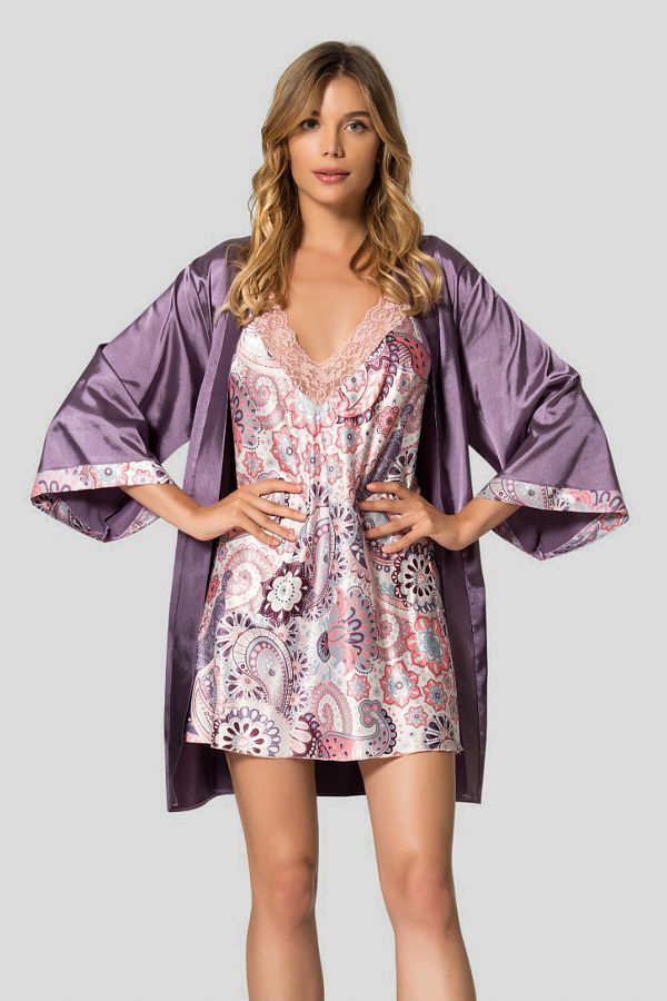 Trendyol Collection-Lila 2-balení květinové krajky Detailní saténový tkaný župan + noční košile THMSS25GC00032 1