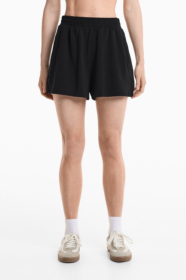 Oysho-Soft Touch wide-leg button shorts with modal 1