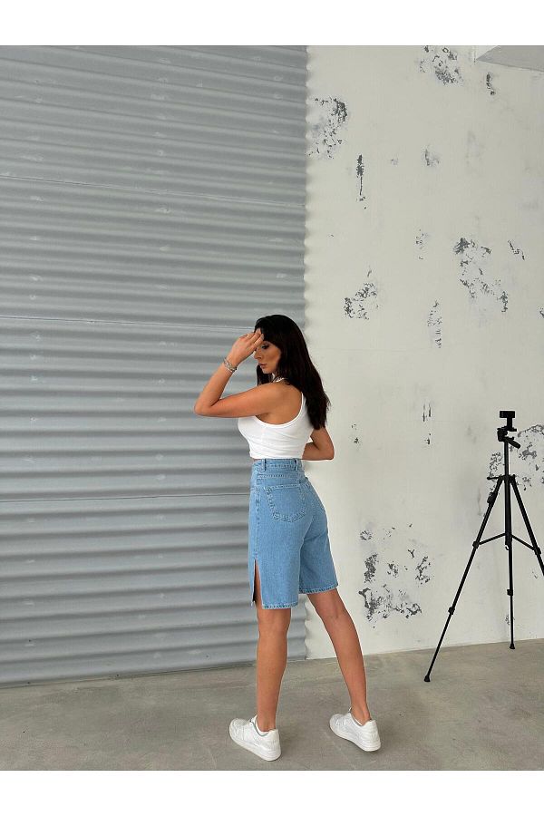 Zeo Basic-Fresh Blue Denim Shorts with Side Slits 1