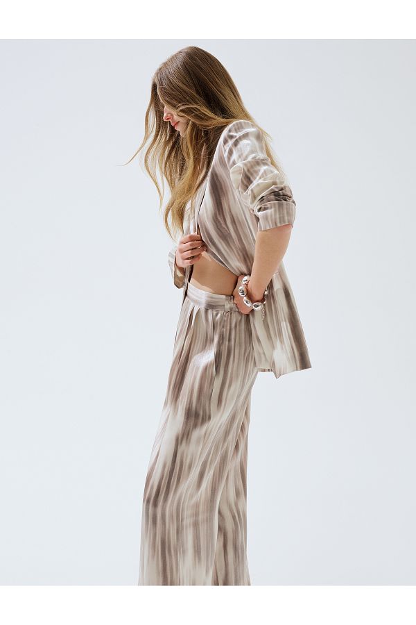 Koton-Color Transition Patterned Long Sleeve Satin Blazer Jacket with Pockets 1