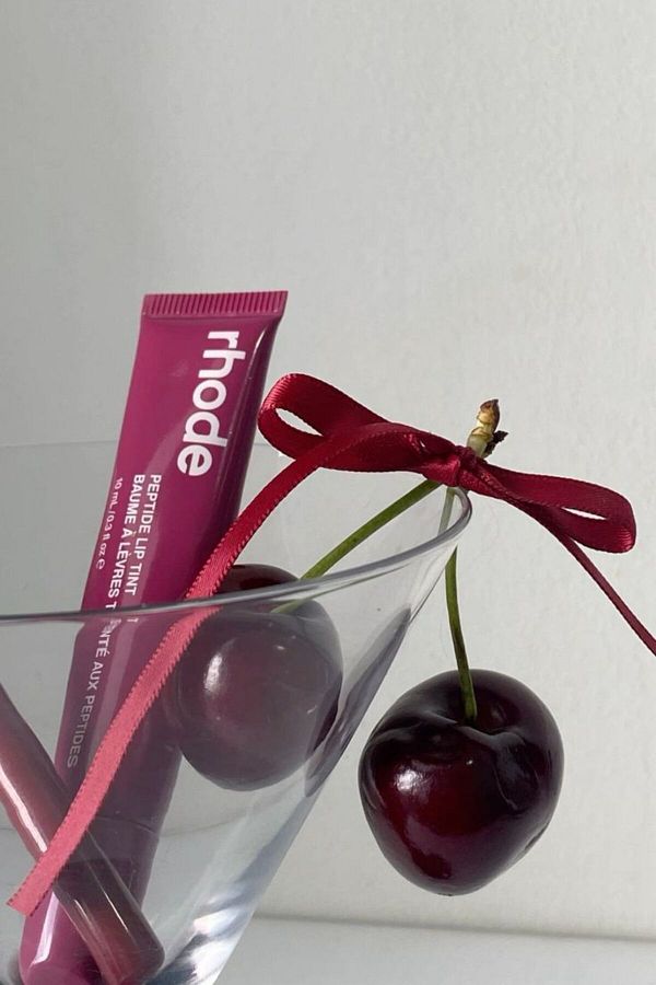 TREND-RHODE RASPBERRY JELLY LIP TINT 1