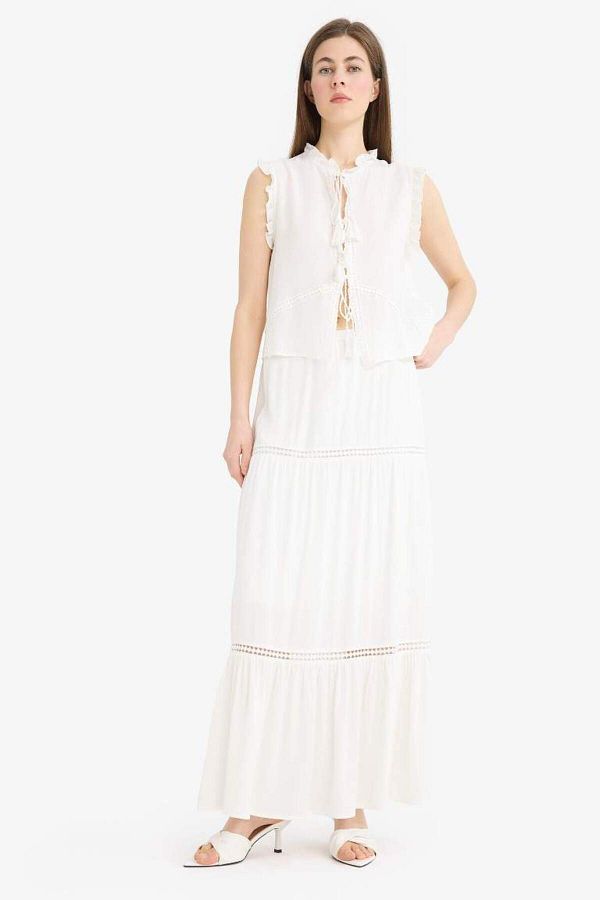 DeFacto-A-Line Regular Waist Lined Crinkle Viscose Maxi Skirt E8344Ax25Sp 1