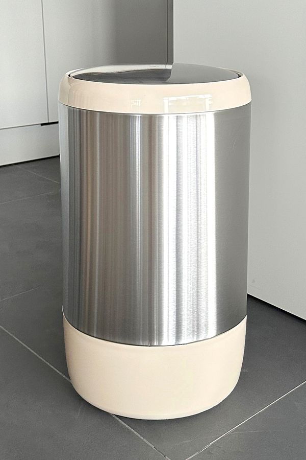 Prima Nova-20 Lt Likable Bathroom Kitchen Office Trash Can with Inner Bucket 1