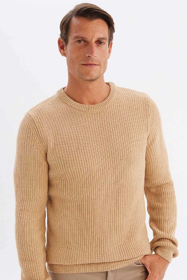 DeFacto-Beige Standard-Passform, normaler Schnitt, strukturierter Strickpullover mit Rundhalsausschnitt C8814ax24wn 1