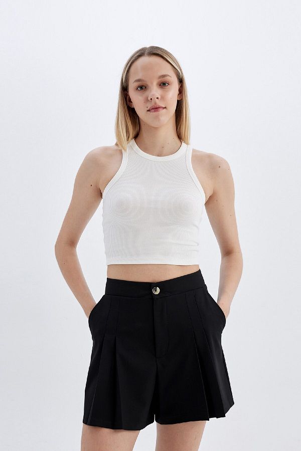 DeFacto-High Waist Pleated Regular Fit Shorts - D0963Ax24Sm 1