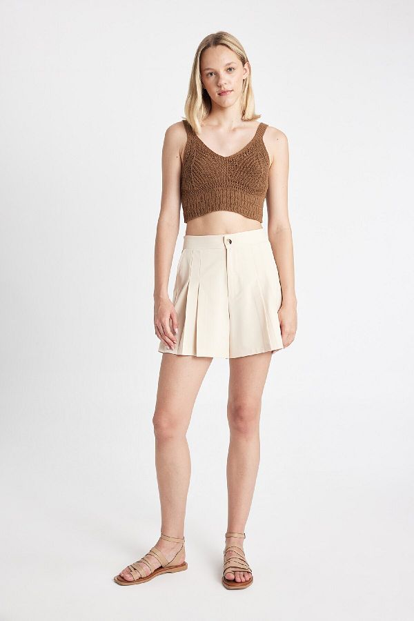 DeFacto-High Waist Pleated Regular Fit Shorts - D0963Ax24Sm 1
