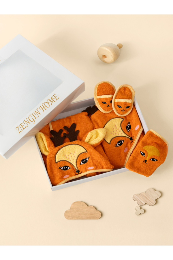 zenginhome %100 Pamuk Kutulu Hediye Yenidoğan/bebek Bornoz Seti 4 Parça / Geyik