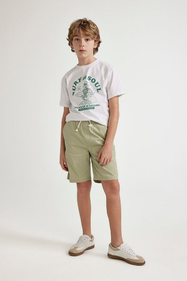 DeFacto-Chlapecké kraťasy Gabardine Basic s rovným pasem a elastickou kapsou C2956A824Sm 1