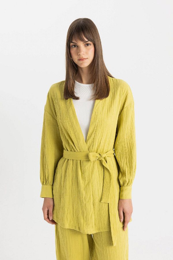 DeFacto-Model C9694AX24SM - Wygodne muślinowe kimono z dekoltem w kształcie litery V 1