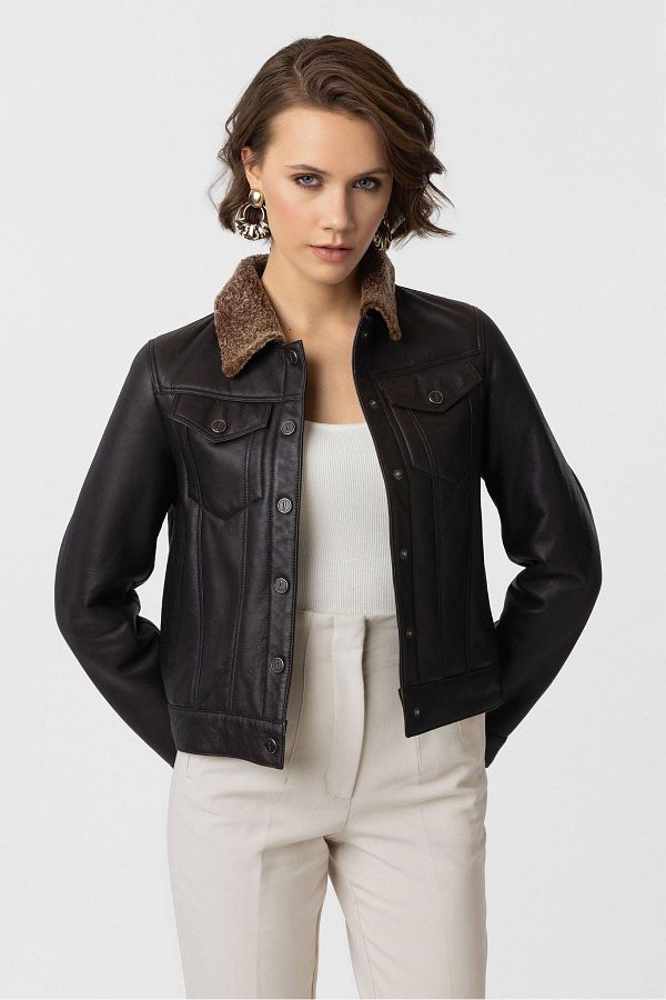 Deriderim-Coffee Iris Sleeves and Inner Size Lamb Fur Women's Coat 1