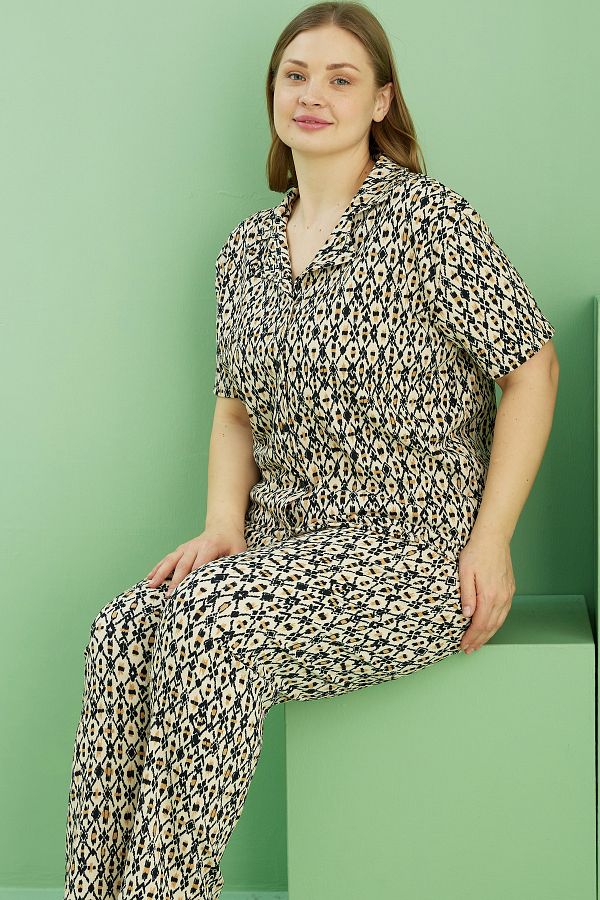 Siyah İnci-Ecru Patterned Bürümcük Krınkıl Fabric Curve Large Size Oversize Buttoned Pajama Set 25118725 1