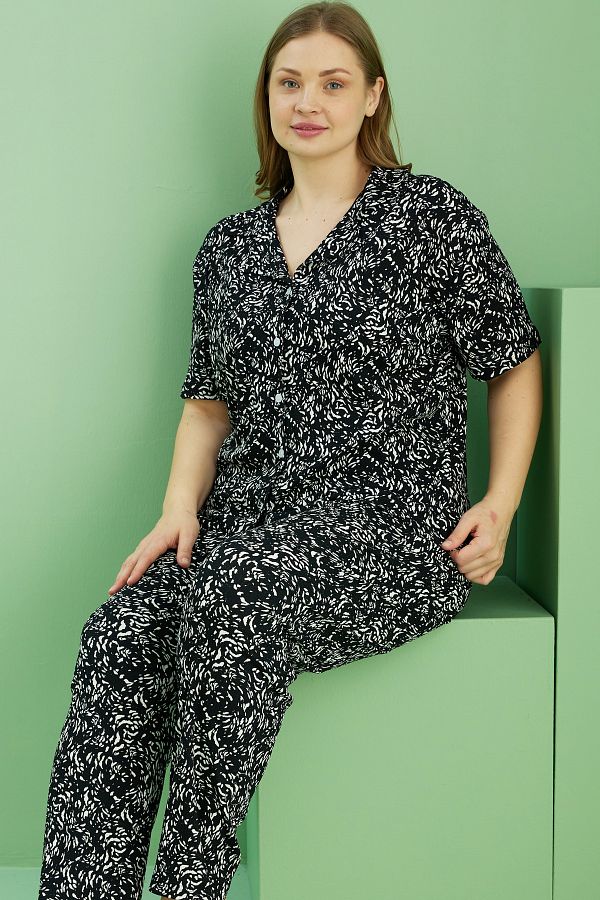 Siyah İnci-Black Patterned Curve Pajama Set Large Size Buttoned Oversize 1