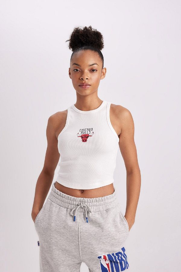 DeFacto-Chicago Bulls-Fit Climbing Brother Camisole Tank Top Z2927Az24Sp 1