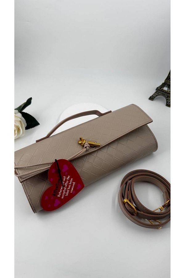 AURA-Votega Patterned Clutch Bag 1