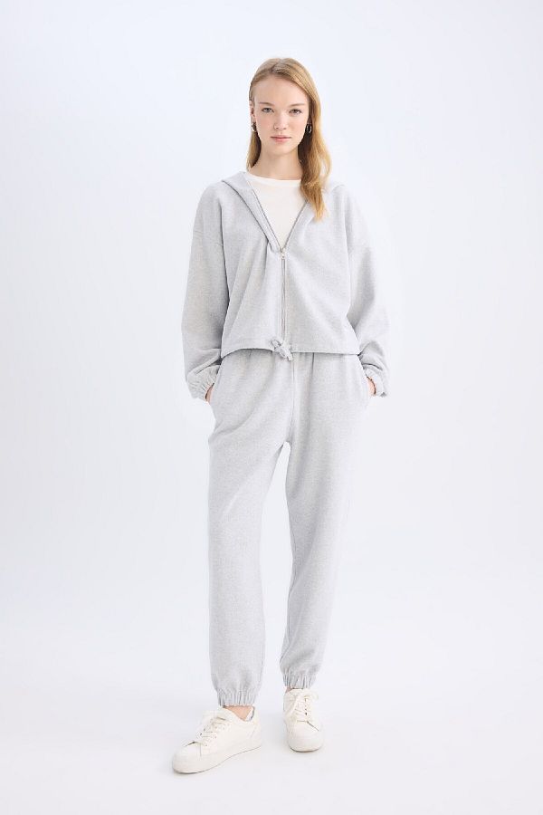 DeFacto-Coool Basic Jogger Sweatpants - Elastic Waist Leg E1478ax24wn 1
