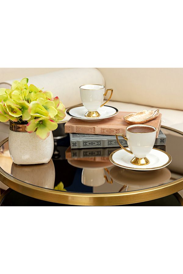 Madame Coco-Yolande Olivier – 2er-Set Kaffeetassen 1