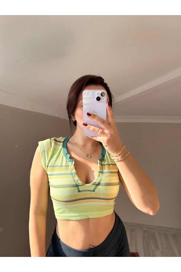 OSİAR-Corded Crop - Deep V-Neck 1