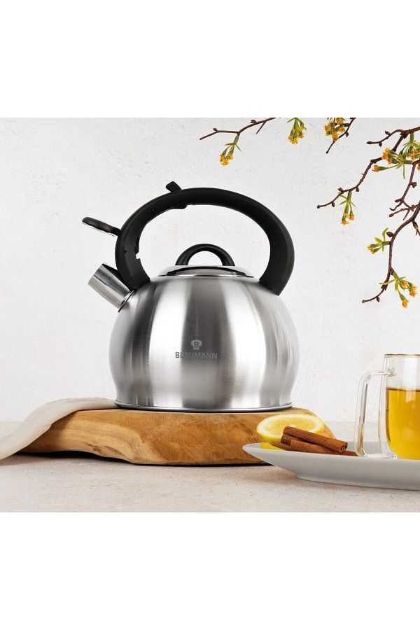 Blaumann-Stainless steel whistling kettle 3 L Silver Edition 1