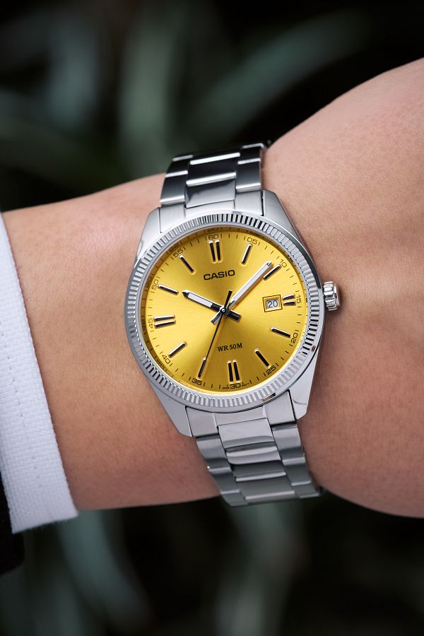 Casio-Mtp-1302Pd-9Avef Wristwatch 1