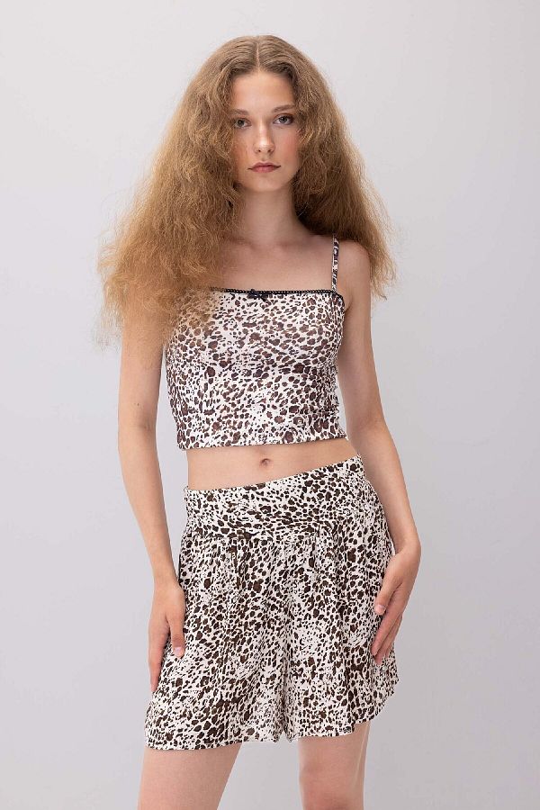 DeFacto-Fitted Leopard Print Square Neck Undershirt D3478Ax24Hs 1