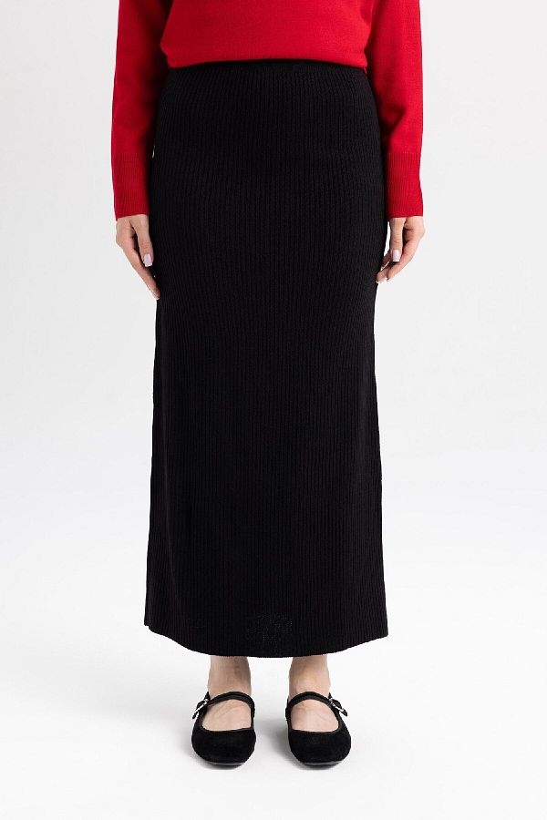 DeFacto-Regular Fit Stretch Waisted Basic Plain Black Maxi Skirt D2526Ax24Wn 1