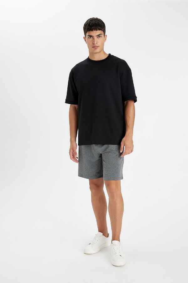DeFacto-Basic Straight Bermuda Shorts with Regular Fit Pockets D7920Ax24Sm 1