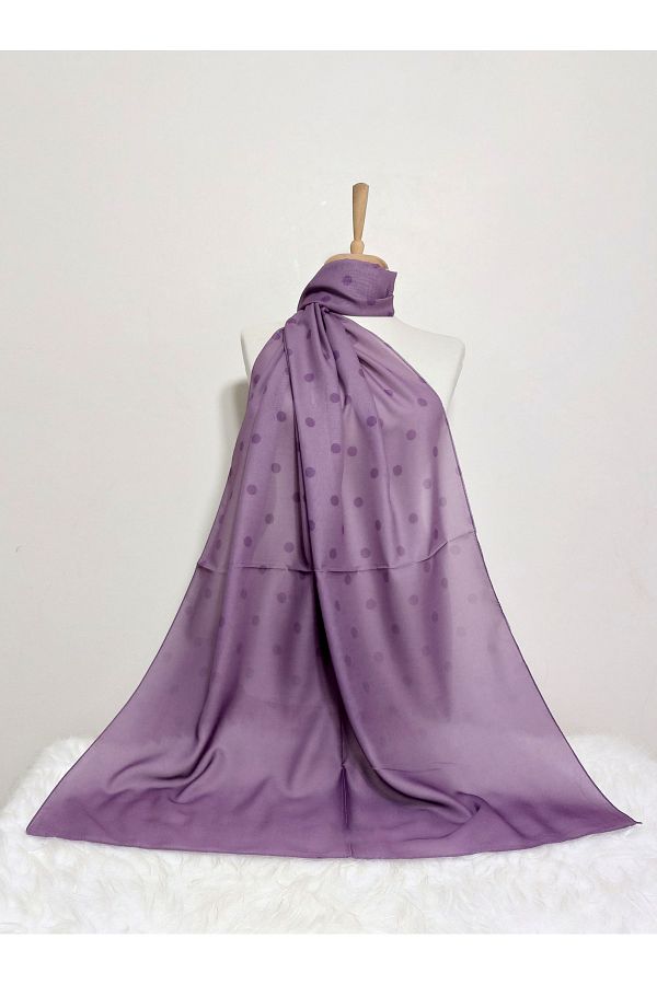 REMOMODA-Patterned Chiffon Shawl Gradient Model 1