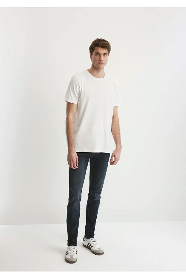 hasene-James - Jet Black 1