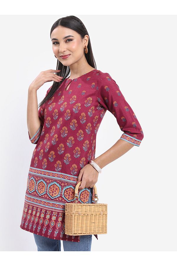 Vishudh By Styli-Maroon Keyhole Neck Floral Printed Kurti 1