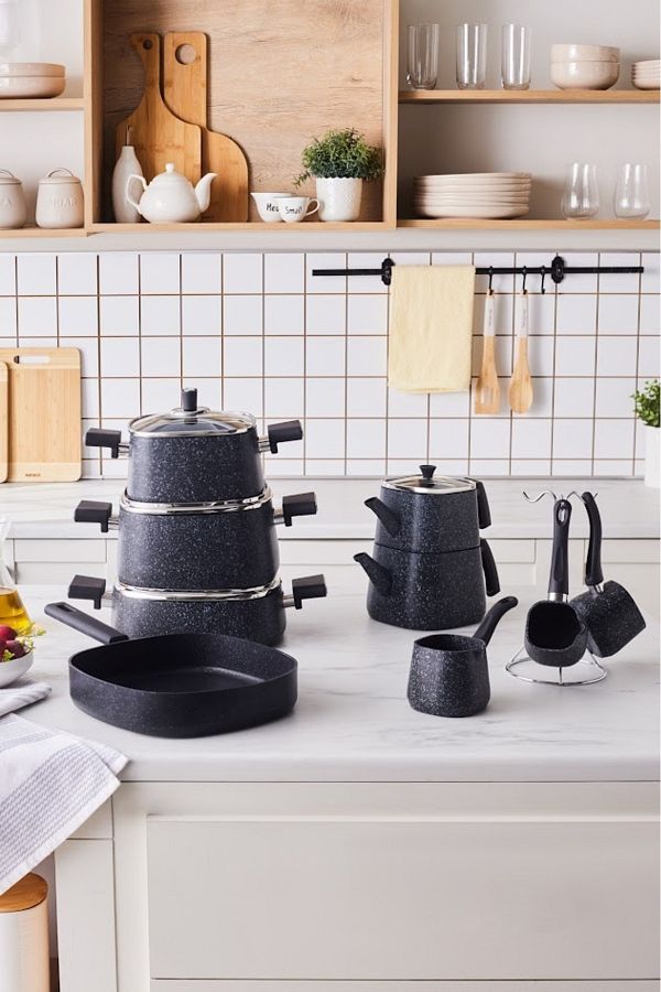 Karaca-Biogranite Sando - 14 Piece Black Dowry Set 1