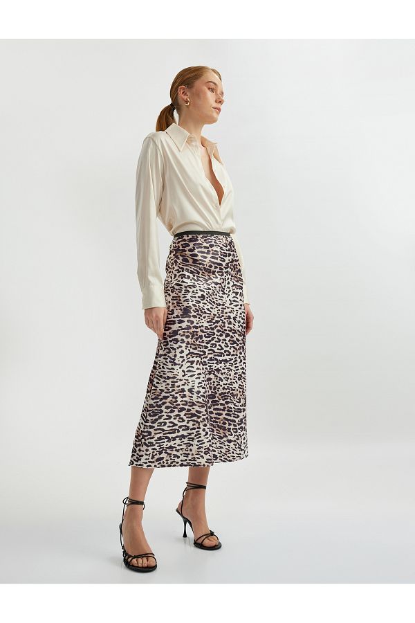 Koton-Midi-length A-line leopard print skirt. 1