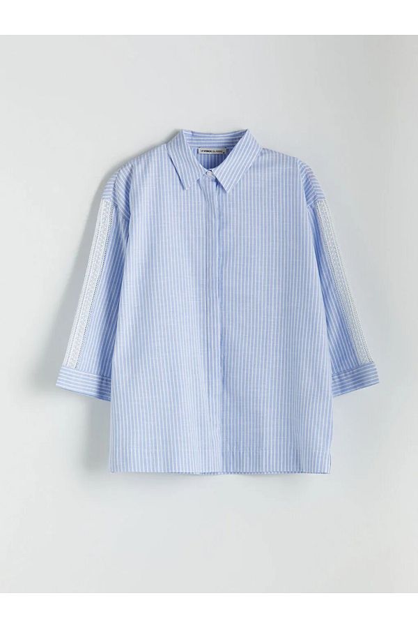LC Waikiki-Lcwaikiki Classic Blue Striped Women's Shirt with Lace Detail 1
