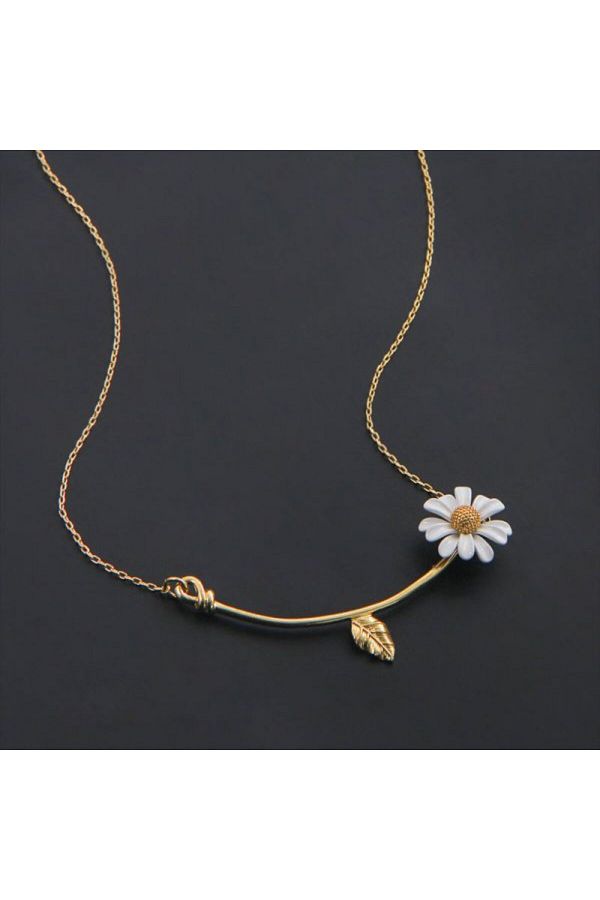 Choice-Necklace Korean Style Cute Small Daisy Flower Stud Earrings For Women Girls Sweet Statement Asymmetr 1