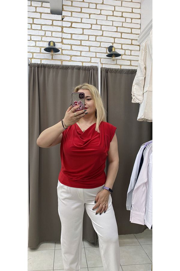 TUBA TOPTAŞ-Padded Sandy Degaje Bluz 1
