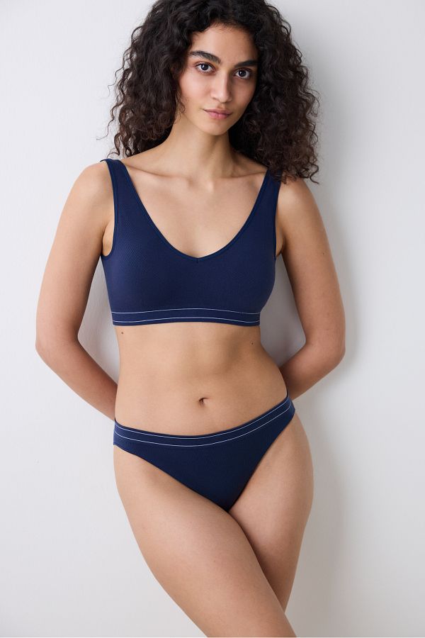 Penti-Seamless Marineblaues Oberteil 1