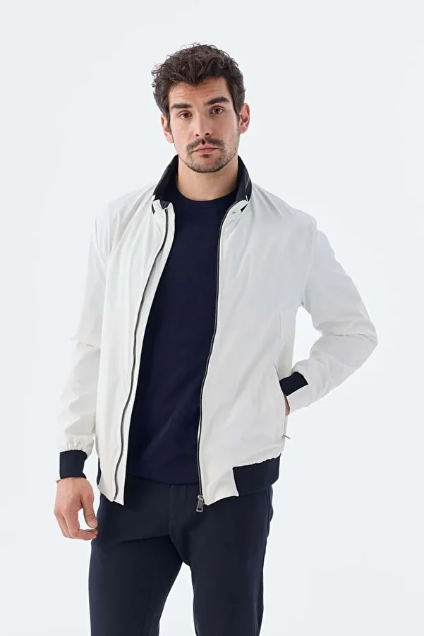 Jakamen-White Comfort Fit Hooded Comfortable Seasonal Sports Coat 1
