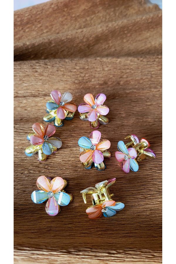 GÜLPEŞE-2 Colorful Minimal Flower Latch Buckles in Model 596 1