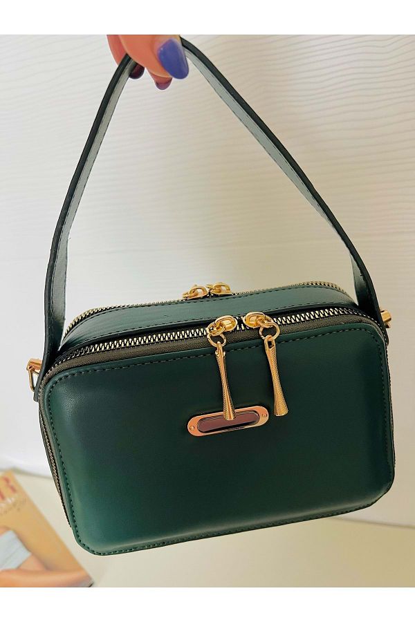 ACAR TAKI-Square Mini Hand and Shoulder Bag-Green Color Acr4350 1