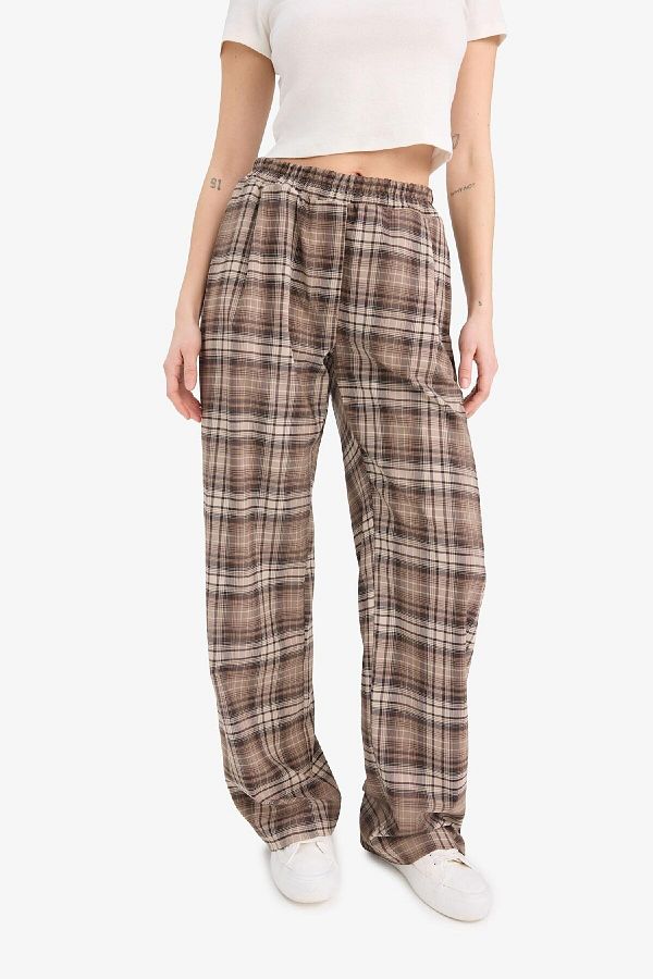 DeFacto-Coool Straight Fit Checked Regular Waist Pants E7752Ax25Sp 1