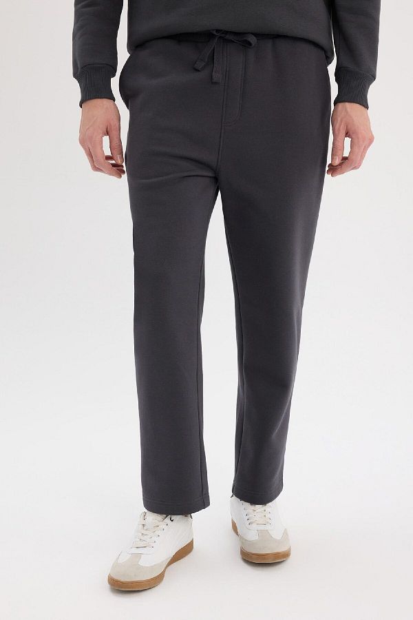 DeFacto-Regular Fit Sweatpants Basic Plain with Fleece Inside, Pockets, Lace-Up Waist, Straight Legs D7836Ax25Sp 1