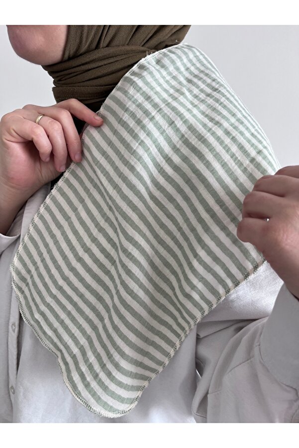 runbaby Run Baby Çift Kat Müslin Kumaş Omuz Bezi&örtüsü, Salya Bezi (YEŞİL ÇİZGİ) 50x25 Cm